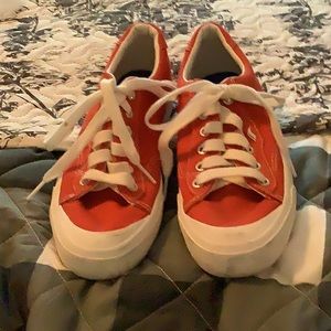 Red sneakers in 6 1/2 kids